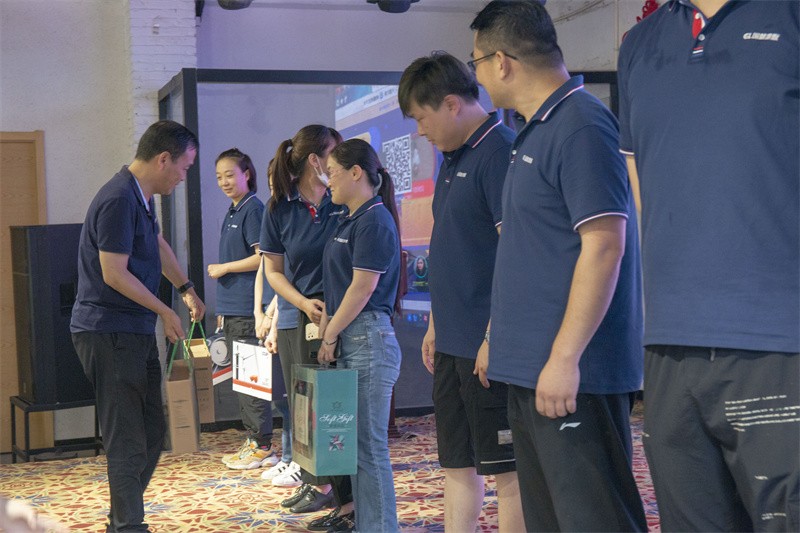 “六月蝶变 再创佳绩”国林地板6月拓展PK会圆满成功