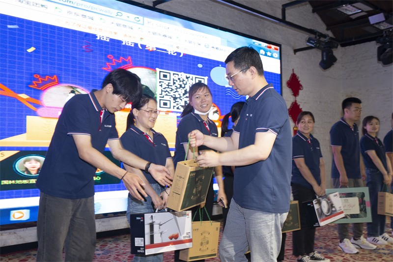 “六月蝶变 再创佳绩”国林地板6月拓展PK会圆满成功